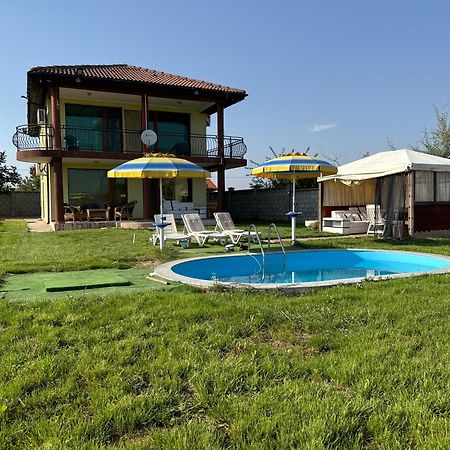 Villa Sunray توبولا المظهر الخارجي الصورة